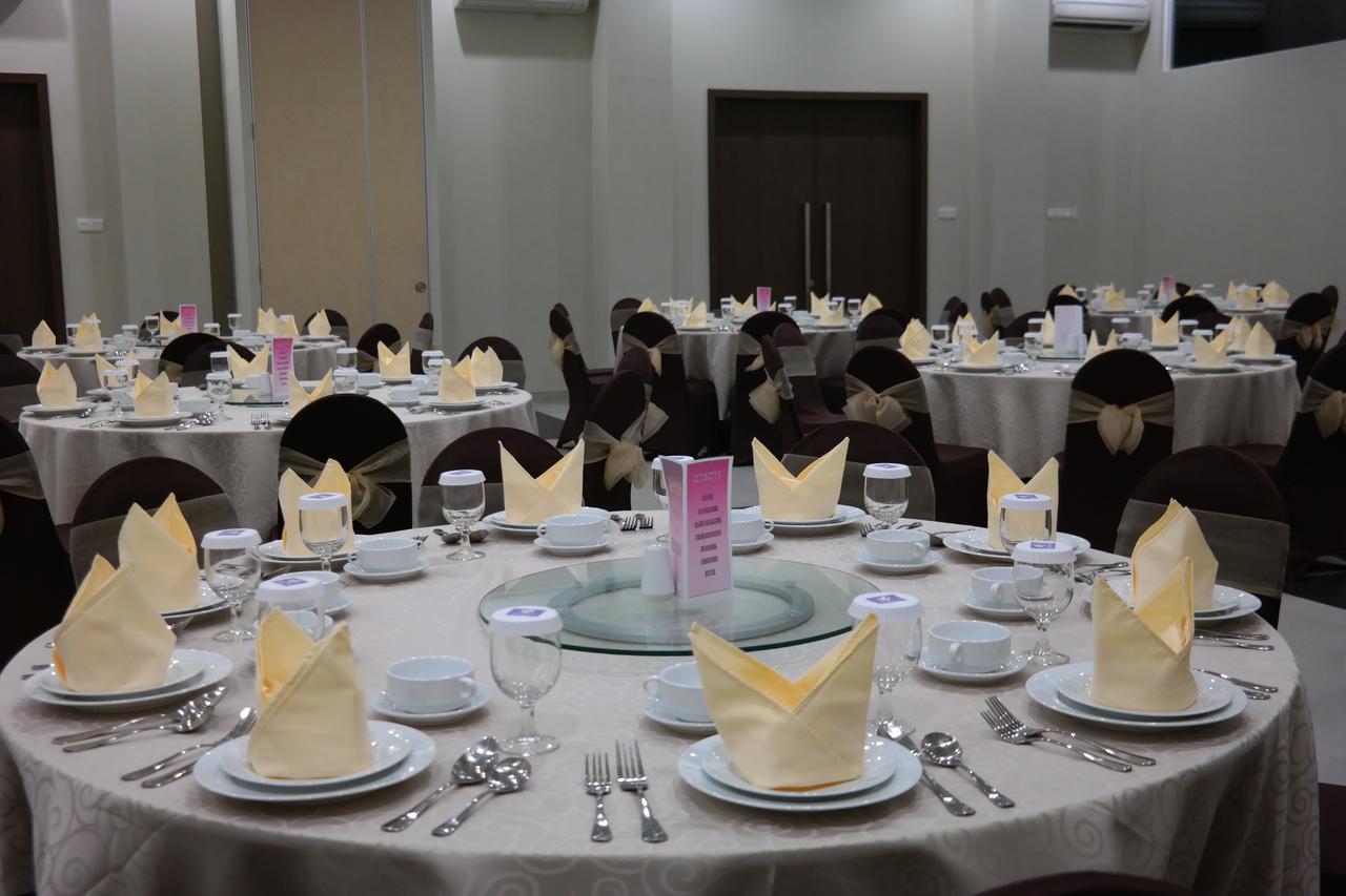 Amantis Hotel Demak Εξωτερικό φωτογραφία